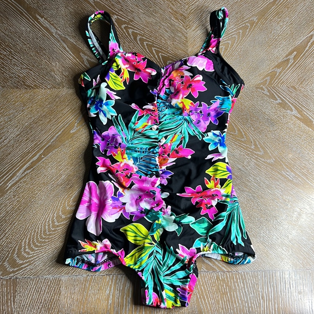 MAXINE OF HOLLYWOOD Women's Island Mist Shirred Front Leg One Piece Swimsuit
